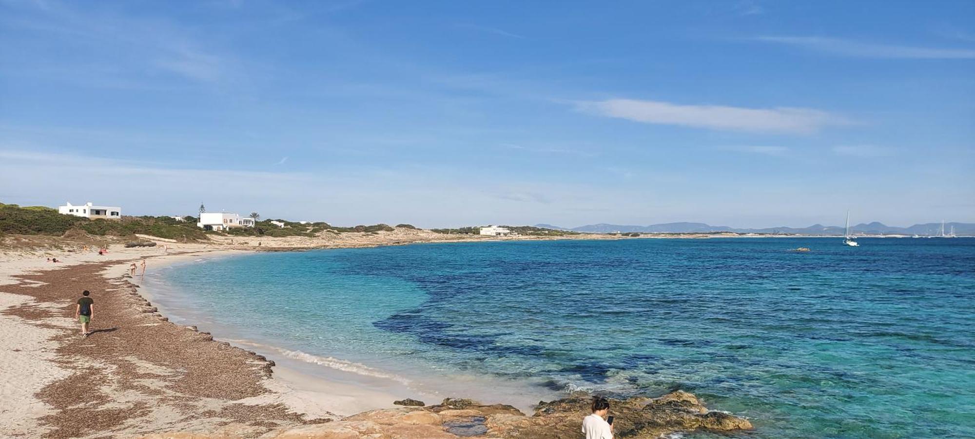 Apartamentos Formentera Copacabana 28 Es Pujols Eksteriør bilde